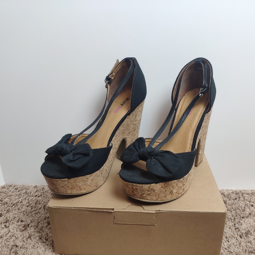 Heeled JustFab Sandals with Bow